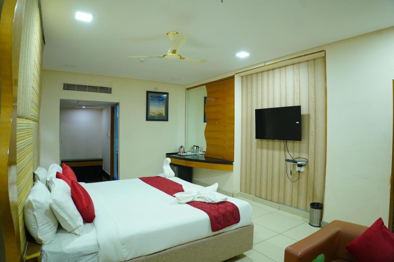 Hotel Grand Nagarjuna By Konark Hotels Guntūr Exterior foto